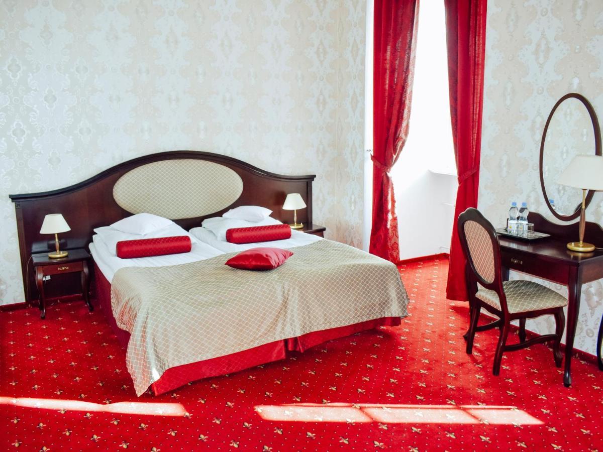 Hotel Zamek Krolewski W Rydzynie Rydzyna ภายนอก รูปภาพ