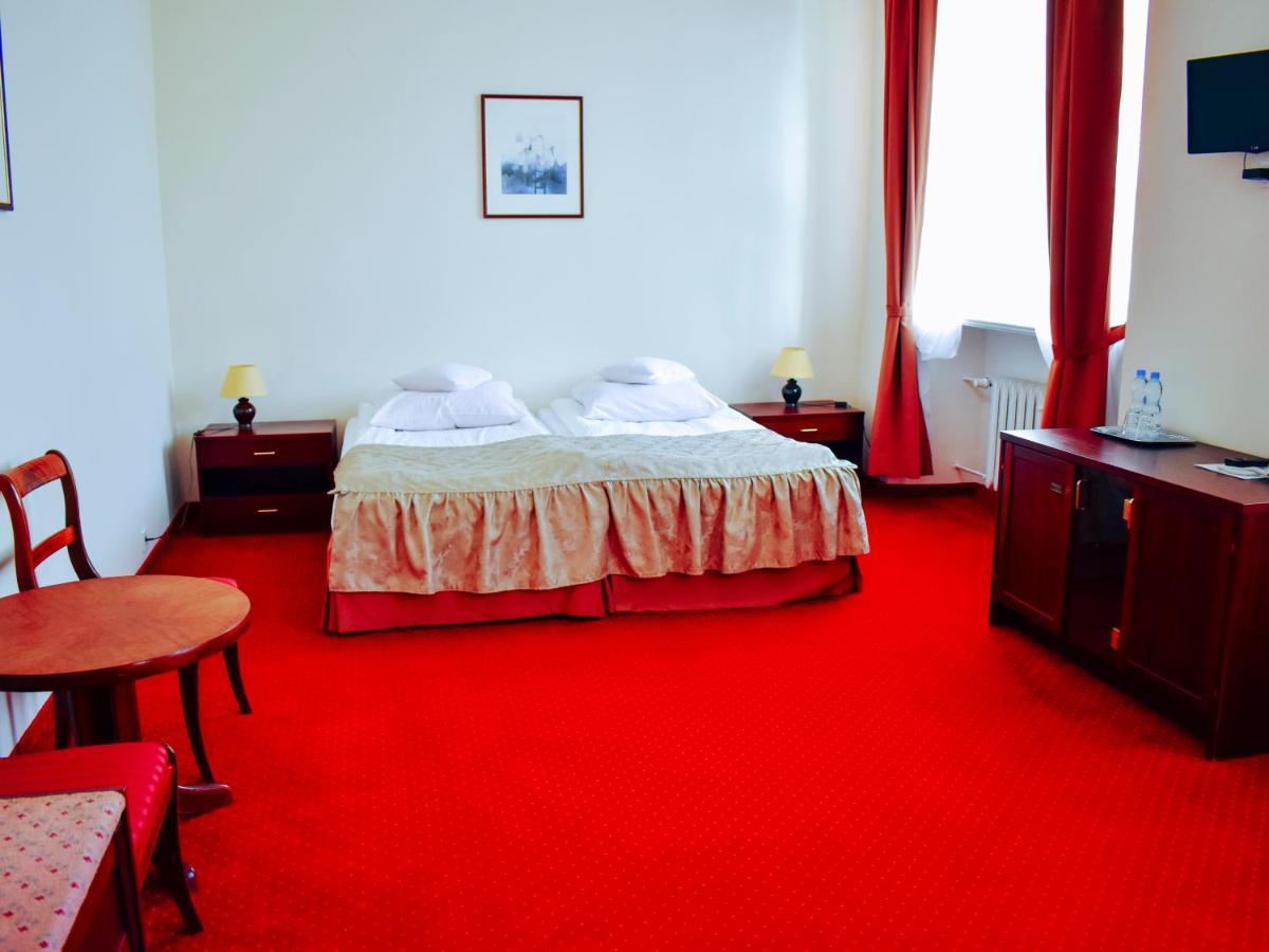 Hotel Zamek Krolewski W Rydzynie Rydzyna ภายนอก รูปภาพ