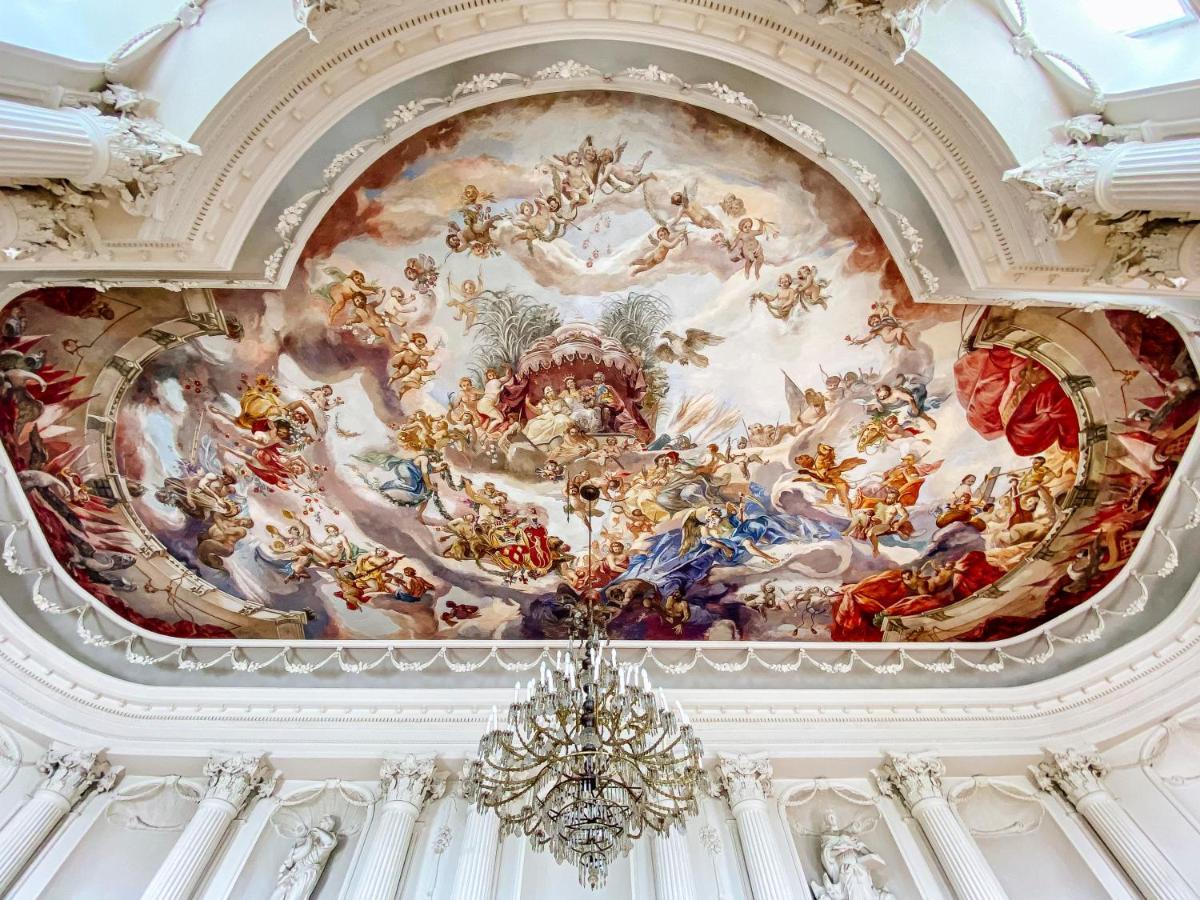 Hotel Zamek Krolewski W Rydzynie Rydzyna ภายนอก รูปภาพ