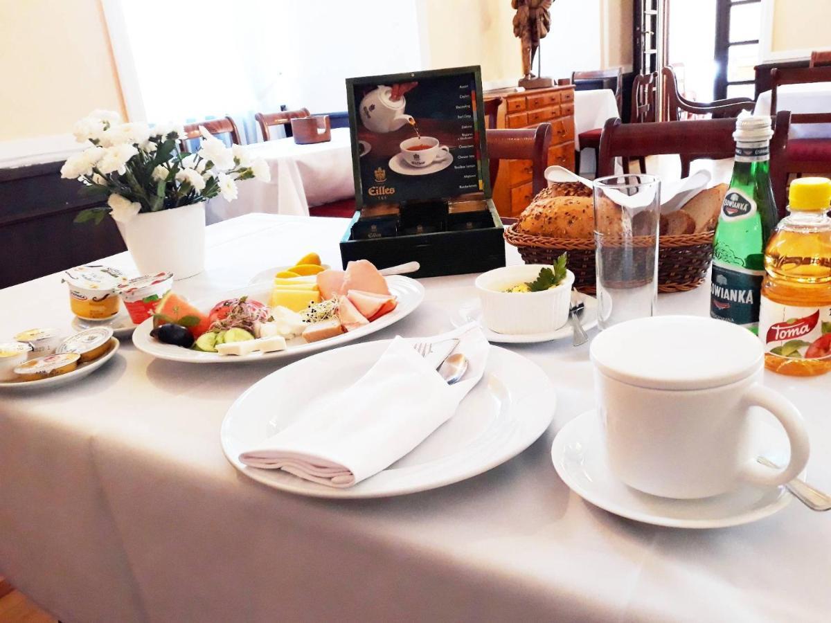 Hotel Zamek Krolewski W Rydzynie Rydzyna ภายนอก รูปภาพ