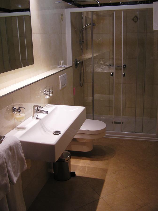 Hotel Zamek Krolewski W Rydzynie Rydzyna ภายนอก รูปภาพ